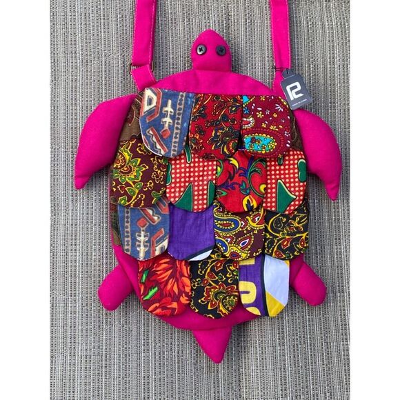 NWT Sea Turtle Tortoise Quilted Flaps‎ Multicolor With Pink Body zipper - Picture 1 of 11